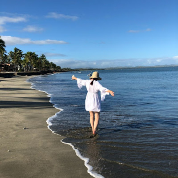 Meet your Posher, Amy - Picture 1 of 1